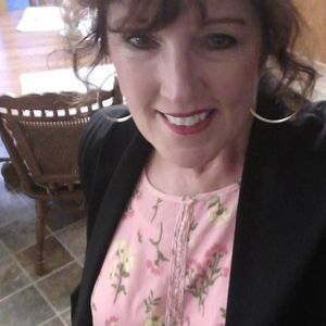 Meet your Posher, Cynthia